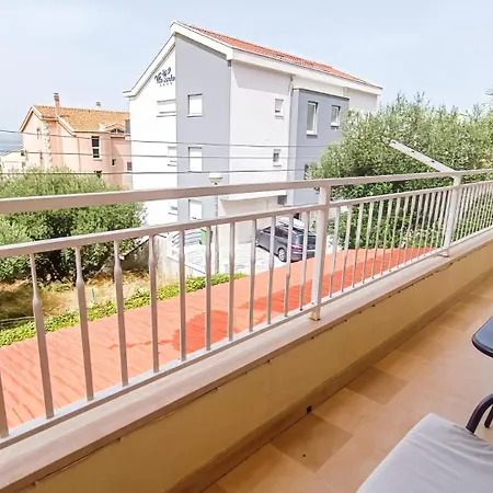 Apartment Huanita Promajna Exterior photo