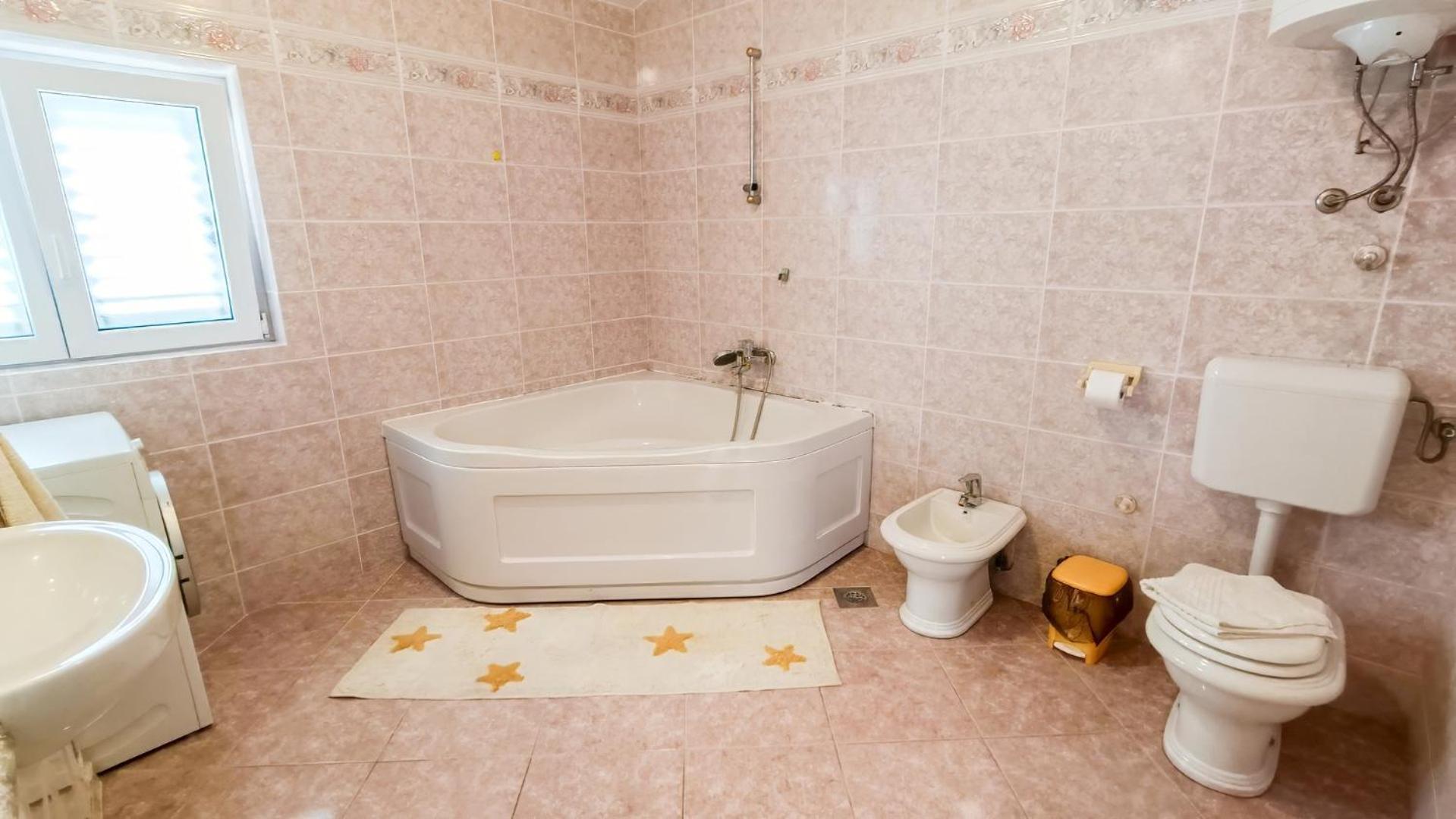 Huanita Apartment Promajna