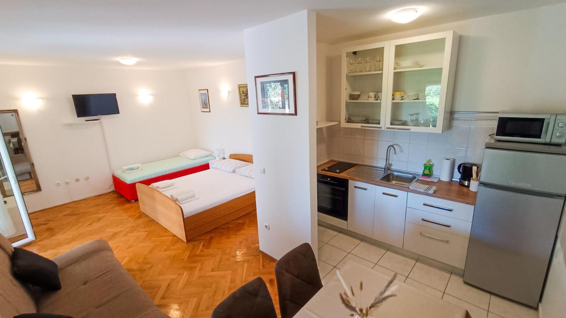 Huanita Apartmán Promajna
